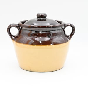 Vintage . Large USA Brown Stoneware Crock With Handles Bean Crock Covered Jar