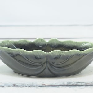 Vintage . Hull Pottery F77 Rectangular Window Box Planter Flower Pot Vintage Drip Glaze Pottery Vase