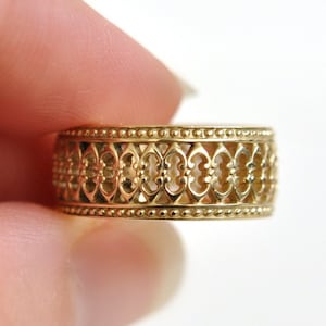 14k Gold Wedding Band- Men&#39;s Wedding Band- 14k Gold Ring- Thick Wedding Band- Yellow Gold Band- Intricate Wedding Band- Exotic Gold Ring