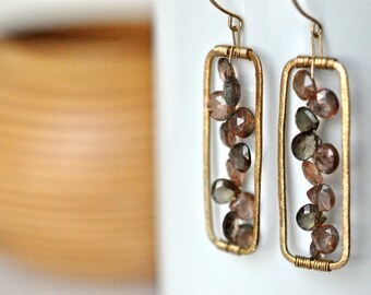 Andalusit Edelstein Ohrringe - Gold Rechteckige Ohrringe - Gold Vermeil Ohrringe - Gold filled Ohrringe - Geometrische Ohrringe - Holz braun