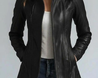 Blazer de piel auténtica negra para mujer con solapa larga.