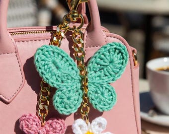 Crochet Butterfly Daisy Bag Charm Pattern | Pastel Amigurumi Keychain Tutorial (PDF Download)