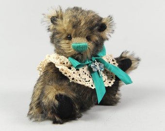 Hazel Green an OOAK Tipped Mohair Bear Teddy Bear with Lace Collar