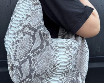 Big soft hobo genuine skinsnake classy sport woman