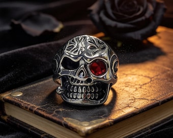 Retro, Bold Diamond-Set Skull with Cigarette-Holding Titanium Ring / Unisex / Hip-Hop Punk Jewelry Gift