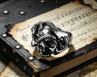 Retro Punk Snake-Wrapped Skull Titanium Steel Ring / Unisex / Hip-Hop & Rock Jewelry Gift