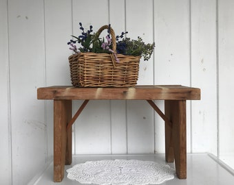 vintage wooden bench coffee table vintage wooden bench farmhouse style primitive sturdy 22 bench etsy vintage wooden bench coffee table vintage wooden bench farmhouse style primitive sturdy 22 bench etsy