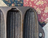 Vintage Cast Iron Corn Ear Mold Baking Pan, 13 quot x 6 quot , quot Wagner Ware Made in the USA quot Cornbread Pan With 7 Molds Cornstick Sticks