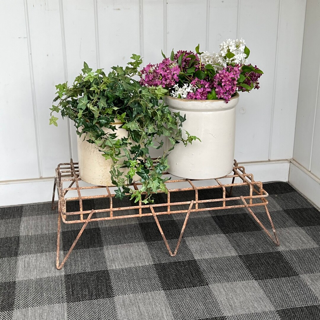 Metal Wire Display Stand 28 X 17 Industrial Design Etsy