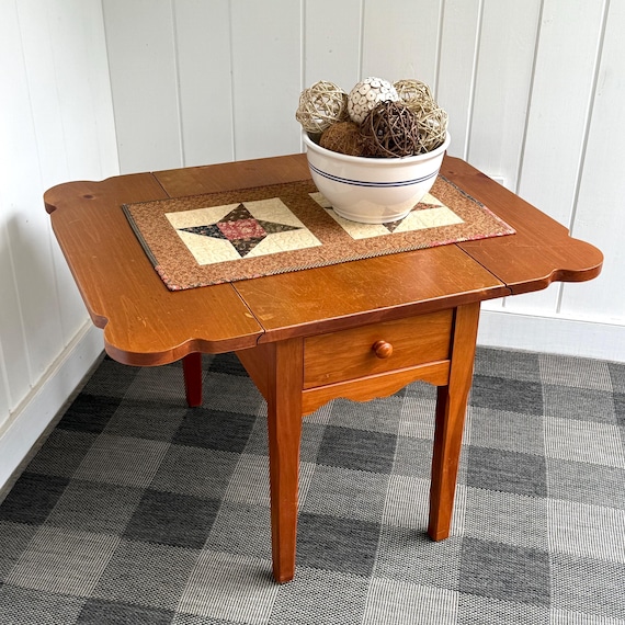 Vintage Broyhill Knotty Pine Drop Leaf Side Table W/ Drawer - 34 1