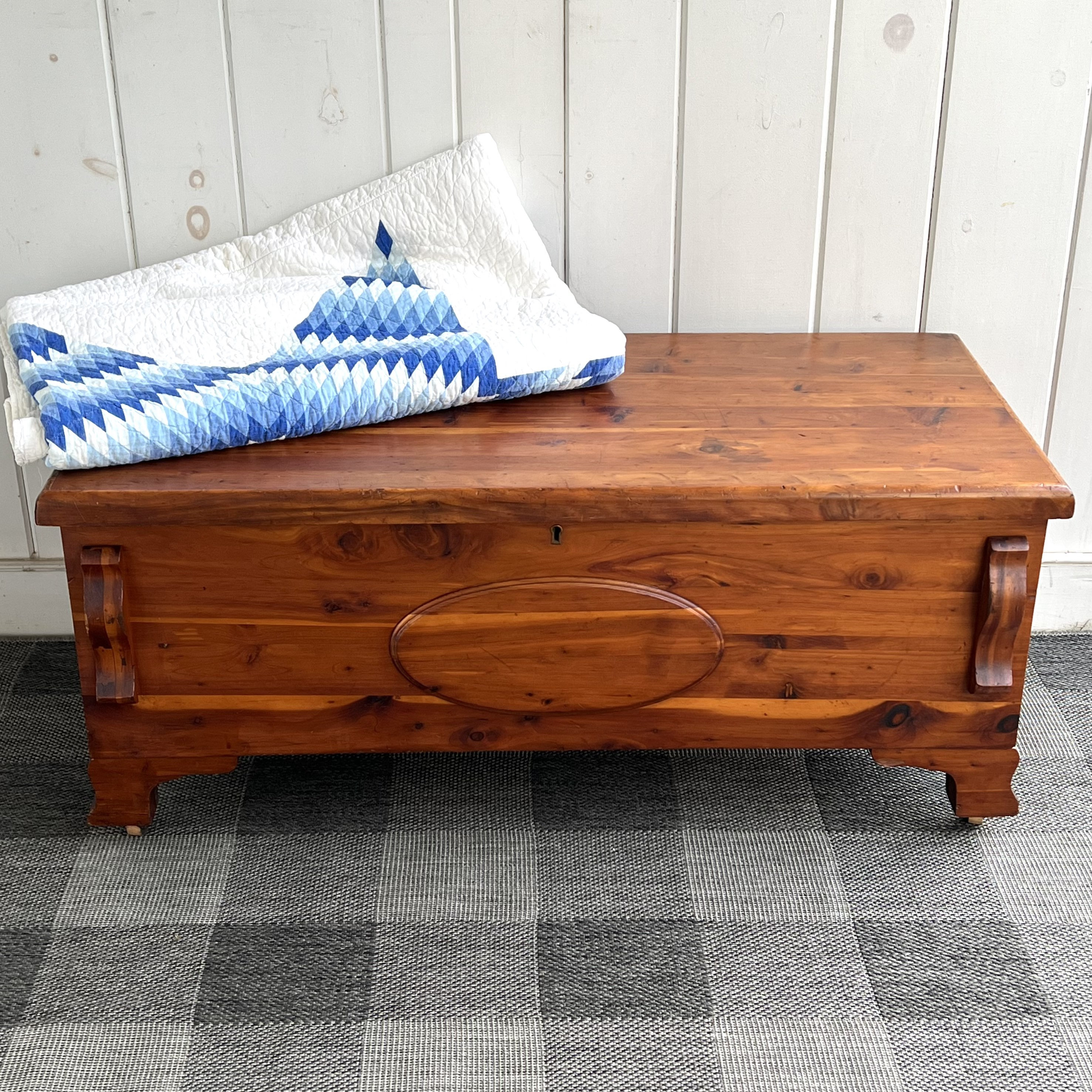 Hope chest 2024 with lock