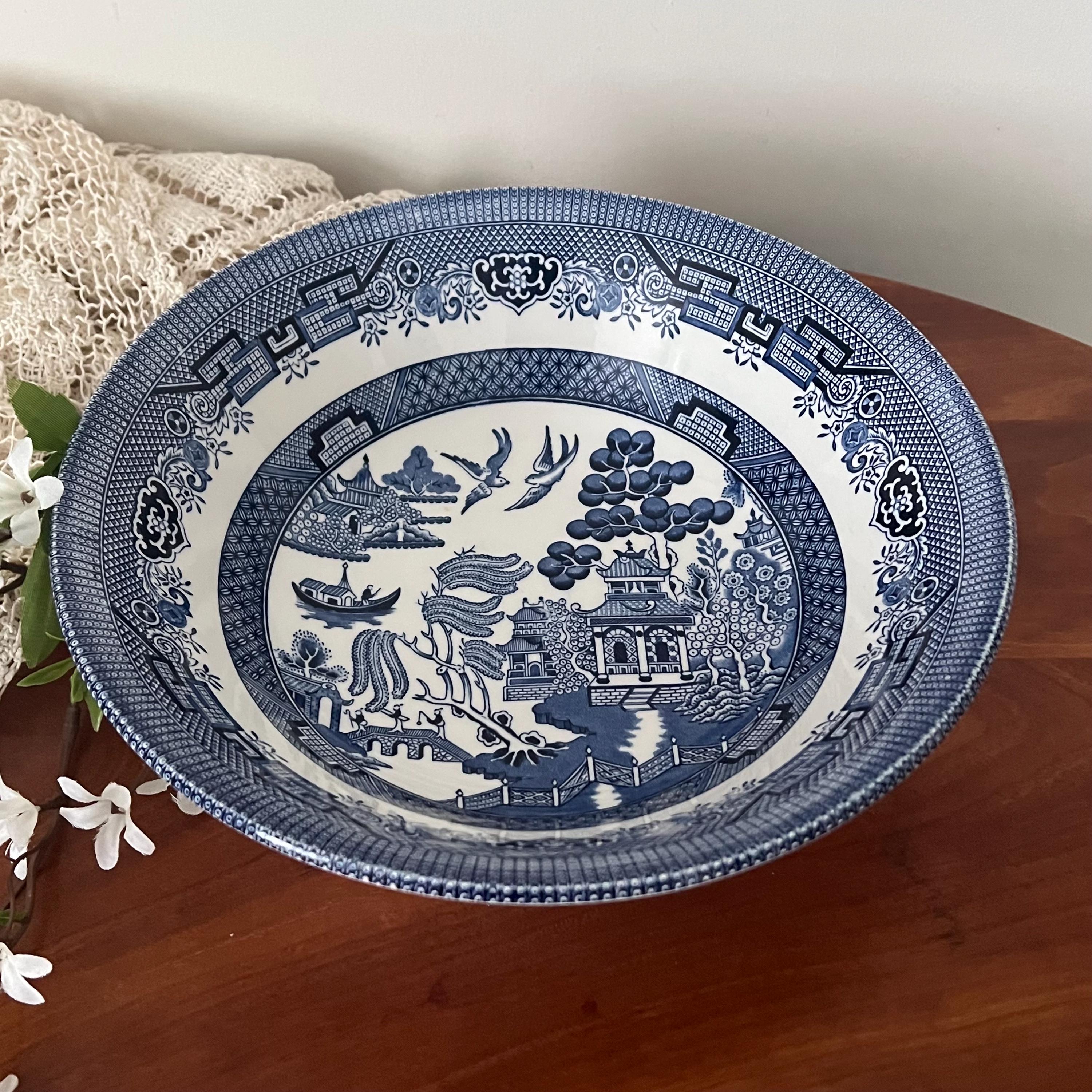 churchill England希少ヴィンテージボウル Vintage Churchill England Blue and White Willow Ware 9 1/2