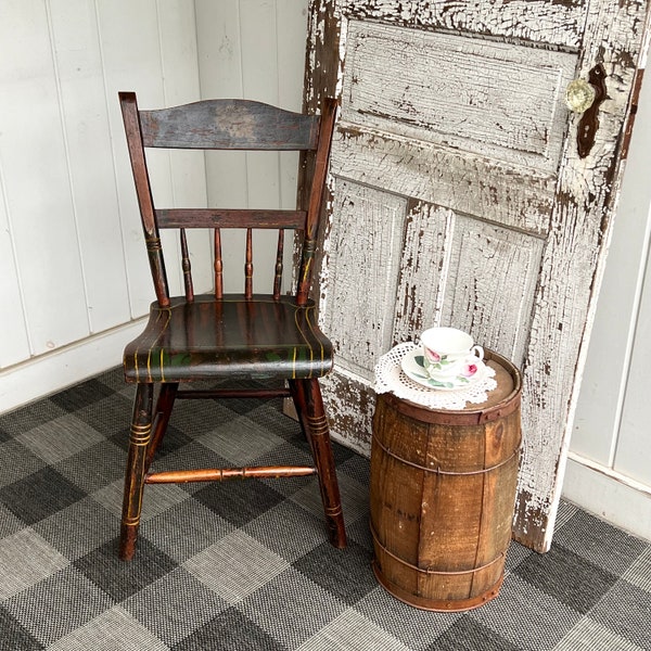 Chair - Antique Hand Painted Wooden Spindle Back Side Chair Hand Painted Primitive Farmhouse Style Country Kitchen Black