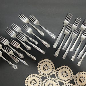 97 Pieces of Mismatched Stainless Flatware/Silverware
