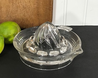 Clear Glass Juicer Reamer Large Citrus Juicer Tab Handle and Pour Spout 5 1/2" Wide... Not Perfect