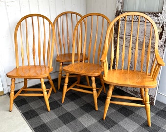 4 High Back Windsor Chairs Golden Brown Kitchen / Dinning Room Spindle Back Bent Back "The Keystone Collection Made in the USA" 2 Arm 2 Side