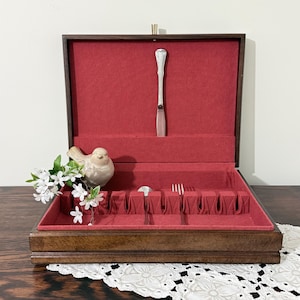 Silverware Box Chest, Lined w BURNT Red Silver Cloth, Flatware Storage 14 3/4 in x 11 in x 3 in