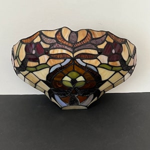 1 Wall Lamp Hanging Stained Glass Light Beige and Multicolored Light 12&quot; wide 6&quot; deep 5 5/8&quot; high