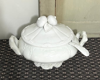 Italian Majolica Soup Tureen marked Italy - White Oval Tureen with Fruit and Leaf Lid - Includes Ladle - NO Under Plate