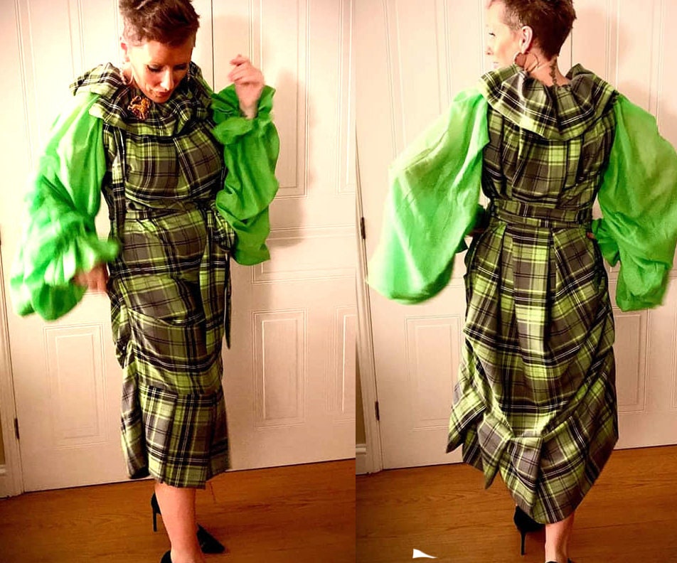 Image of Burbo "Purse' Deluxe in Traditional Tartan & Sheer Cheesecloth Muslin.  Choices Of Tartan
