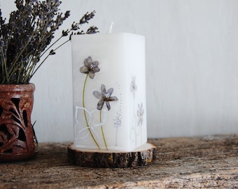 Pressed Flower Candle: Rectangle Pillar with Dried Violets
