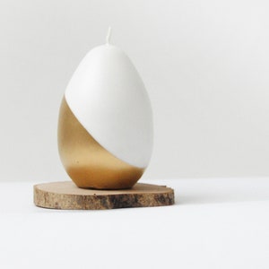 Big Easter Egg Candle Half Painted in Gold, Modern Easter Table Decoration, Cozy Easter Gift image 6