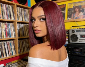 Chic Bob Wig | Front Lace, Middle Part, Face-Framing Bangs, Natural Look