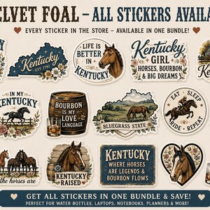 Op de afbeelding: Een verzameling stickers met een Kentucky-thema, met paarden, bourbon en gerelateerde afbeeldingen. Ontwerpen omvatten paardenportretten, staatscontouren en zinnen als "Bourbon is mijn liefdestaal."