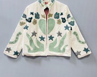 Chaqueta Suzani de terciopelo para mujer, hecha a mano, con bordados, estilo boho, chaqueta vintage uzbeka Suzani, abrigo para festivales, prenda de abrigo llamativa.