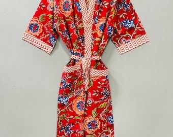 Bata kimono de algodón estampada a mano con bloques.