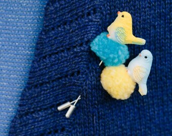 Bird Stick Pin, Bird and Pom Pon Stick Pin,Easter Lapel Pin, Spring Brooch