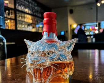 Juego de decantador de whisky Wildcat Head, botella de licor de vidrio con forma de animal y vasos, decoración de bar única, regalo para amantes de los gatos, decantador de bourbon y whisky escocés.