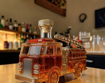 Juego de decantador de whisky con forma de camión de bomberos, botella de licor de vidrio única con tapón, decoración de bar original con forma de camión de bomberos, regalo para hombres, accesorios para bar en casa