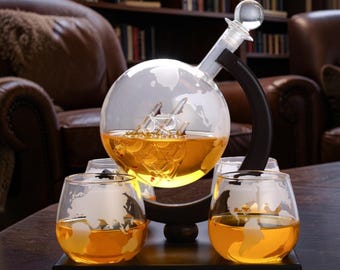 Juego de decantador de whisky Globe con vasos, decantador de licor con forma de barco dentro de una botella, artículos de bar con mapa grabado, regalo para amantes del bourbon y el whisky escocés, decoración para bar en casa.