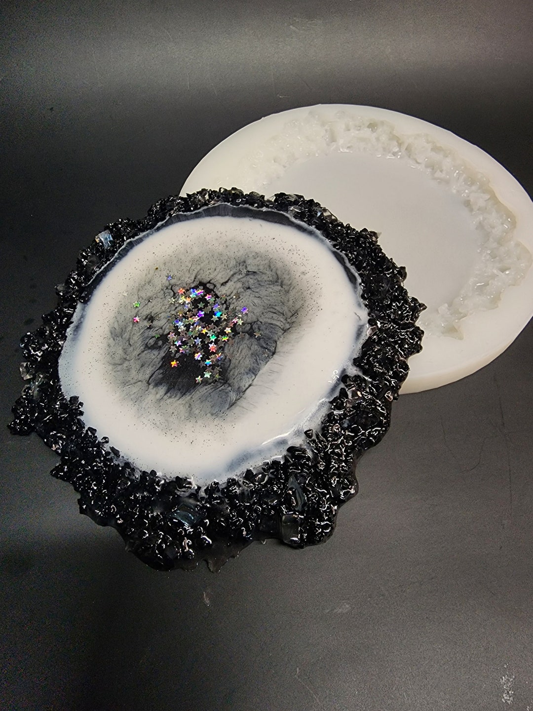 6 Silicone Mold Coaster With Crystals Edge Silicone Mold Coaster With