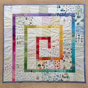 Square Swirl Quilt Anleitung - Baby Quilt, I-Spy, Anfänger, wählerischer Schnitt, Scrappy, Ombre, Farbverlauf, geringes Volumen, Patchwork, Regenbogen, Einfach, PDF