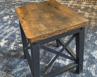 Taburete de madera antideslizante para adultos, soporta hasta 227 kg (500 lb).