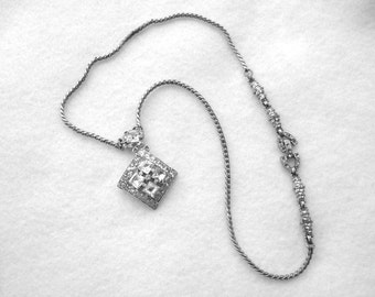 Beautiful Vintage Square Rhinestone Silvertone 18" Necklace