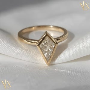 Kite Cut Moissanite Solitaire Engagement Ring,Geometric Bezel Set Statement Ring, Modern Minimalist, Unique Architectural Engagement Jewelry