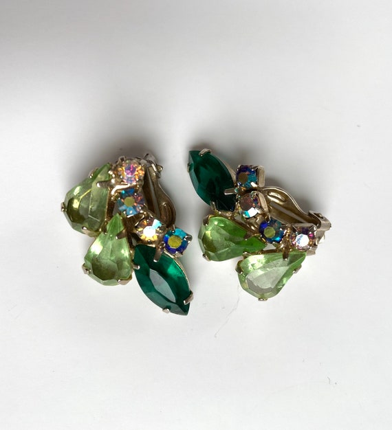 Vintage Green Rhinestone Clip-on Earrings- Aurora… - image 3