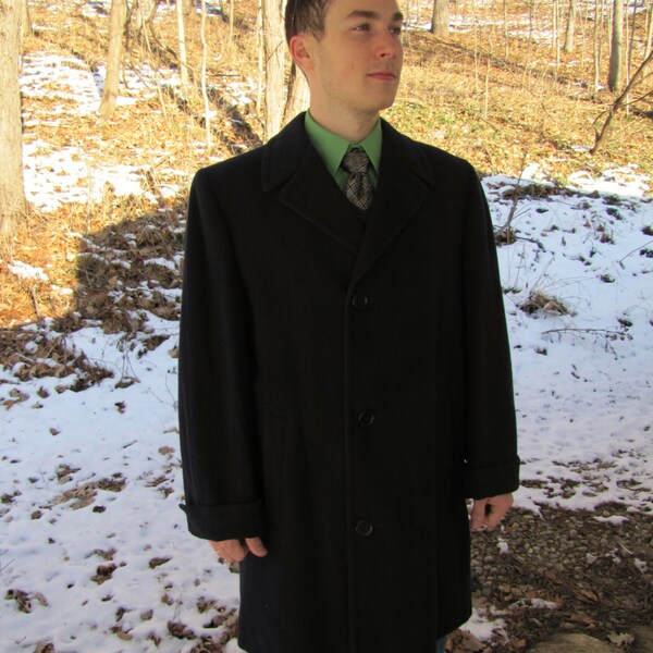 SALE- Mens Coat- Vintage Midnight Navy Blue- Wool, Mohair, and Alpaca Overcoat- Valgora by Kuppenheimer- Size Large