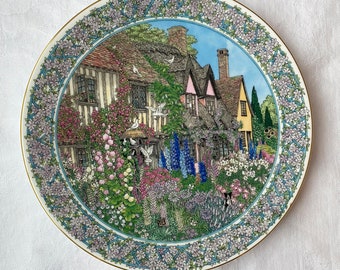 Suffolk July Cottage Gardens by Sue Scullard, Royal Worcester Salad Plate, Fine Bone China, Made in England, 8.5 inch, 1991 Vintage
