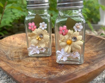Salières et poivrières florales, décoration de cuisine, cadeau de pendaison de crémaillère, fête des mères, cadeau d'hôtesse,