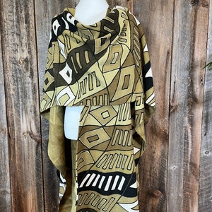 Green Mudcloth Ruana: Handwoven Boho Shawl, Mali Textile