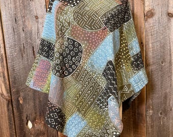 Indigo Mudcloth Poncho: Hand-Painted Green Cotton Textile