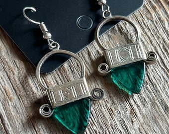 Tuareg Silver Ingal Earrings: Green Glass, West African Jewelry