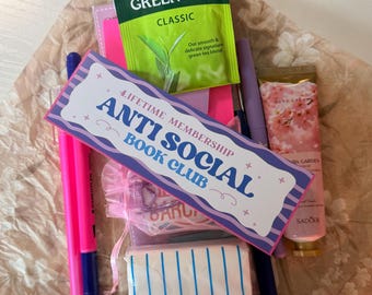 Cozy Reader Kit | Bookmark, Pens, Tea, Hand Cream | Book Lover Accessories