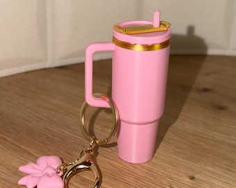 Portachiavi porta balsamo labbra Kawaii, grazioso accessorio per borsa, ideale come piccolo regalo.