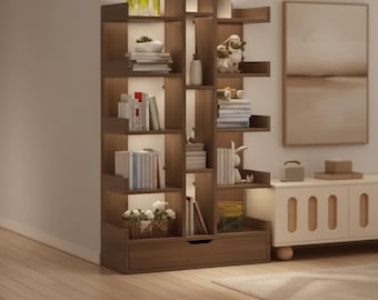 Estantería moderna de madera con diseño geométrico para decoración minimalista y escandinava.