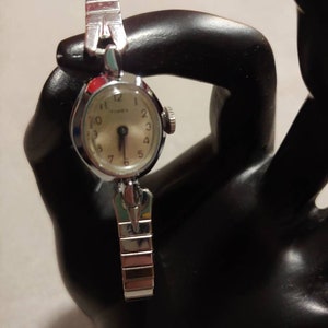 Vintage Timex Ladies Wrist Watch with Speidel USA Stretch Band